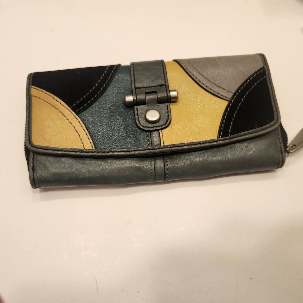 Fossil Fifty-Four Patchwork Leather Wallet Clutch Organizer Multi-Color Zip